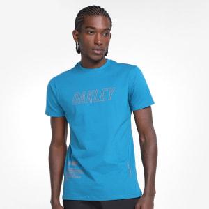Camiseta Oakley Travel Branded - Azul - Ekonomia